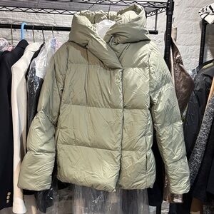 Babaton Sage Puffer Jacket